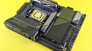 マザーボード　上がるのは「性能」ではなく「拡張性」 